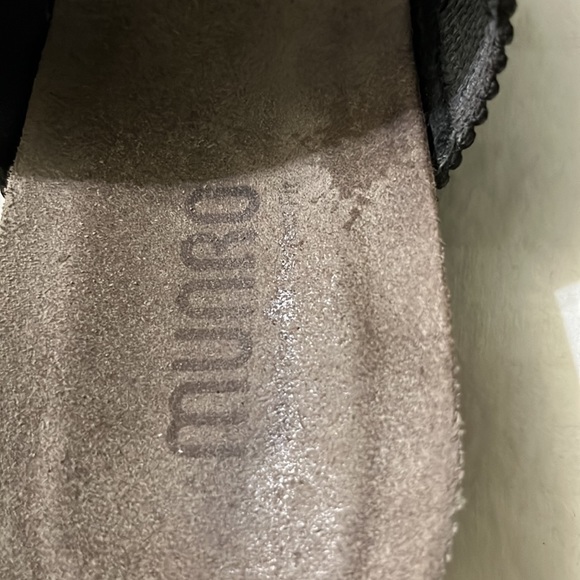 Munro American Riviera Black Shimmer Sandals Size 8M Great Condition - Picture 2 of 10